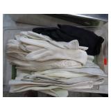 ASSORTED PAIRS OF WOMAN