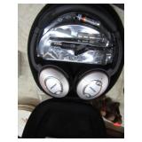 BOSE QUIET COMFORT 2 NOISE CANCELLING HEADPHONES