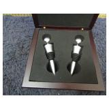 BOXED SET OF BOTTLE STOPPERS