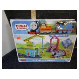 (NIB) FISHER PRICE THOMAS & FRIENDS TRAIN SET