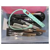 KITCHEN TOOLS & POWER STRIP