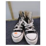 CONVERSE ALLSTAR SHOES -- 9