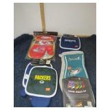 FOOTBALL TEAM OVEN MITS & POT HOLDERS