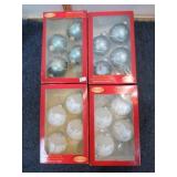 4 BXS-- GLASS CHRISTMAS ORNAMENTS