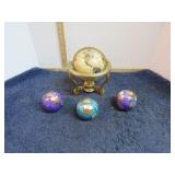 TABLE & PAPERWEIGHT GLOBES