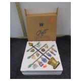 AVON CHRISTMAS PEAR TREE