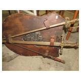 VINTAGE COAT OF ARMS W/ SWORDS