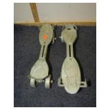 VINTAGE STEEL SKATES