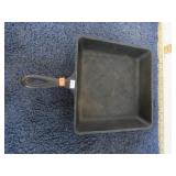 SQUARE CAST IRON SKILLET