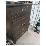 5 DRAWER CHEST OF DRAWERS
