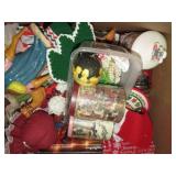 POTTERY NATIVITY FIGURES & MISC CHRISTMAS