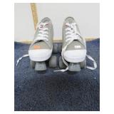 ROLLER DERBY SKATES - 3