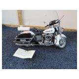 FRANKLIN MINT DIECAST HARLEY POLICE MOTORCYCLE