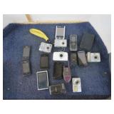 BOX LOT -- DIGITAL CAMERAS & CELL PHONES FOR PARTS
