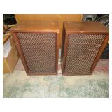SANSUI SP-25OO SPEAKERS -- UNTESTED