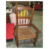 ANTIQUE ROCKING CHAIR