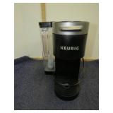 KEURIG COFFEE MAKER
