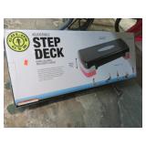 GOLDS GYM STEP DECK