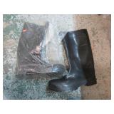RUBBER BOOTS - 13