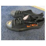 GIANTS SHOES -- 9 1/2