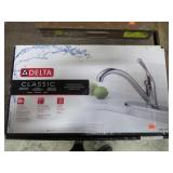 NEW-- DELTA CLASSIC KITCHEN FAUCET