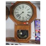 BATTERY OPERATED WALL CLOCK