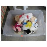 TUB LOT -- STUFFED ANIMALS