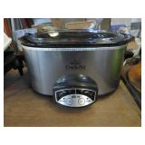 CROCK POT SLOW COOKER