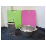CUTTING BOARDS, GRATER & BOWL