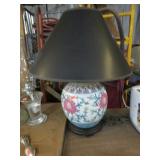 POTTERY TABLE LAMP