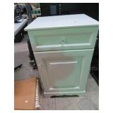 LAMP TABLE / CABINET
