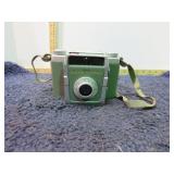 VINTAGE ANSOCO COLOR CLIPPER CAMERA