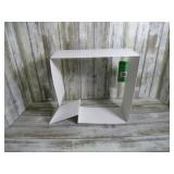 THOUGHT BUBBLE SHELF