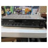 NAD 7220PE STEREO RECEIVER- POWERS UP