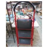FOLDING STEP STOOL