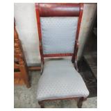 VINTAGE CHAIR