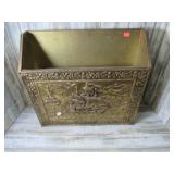 HAMMERED BRASS MAGAZINE RACK