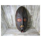 CARVED WOODEN AFRICAN MASK