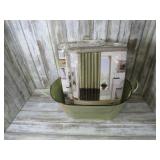 CURTAINS & ENAMELED PAN