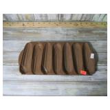 ALUMINUM CORNBREAD PAN