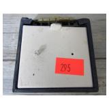 DIAMOND & GOLD STUD EARRING