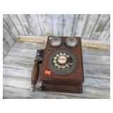 REPRODUCTION TELEPHONE --NO HANDSET CORD
