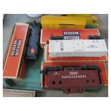 VINTAGE LIONEL MODEL TRAIN CARS