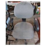 OFFICE CHAIR
