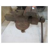 LAKESIDE 4" BENCH VISE