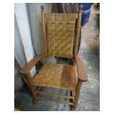 ROCKING CHAIR