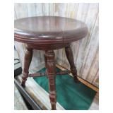 ANTIQUE PIANO STOOL