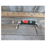 KUTMASTER GIRL SCOUT KNIFE