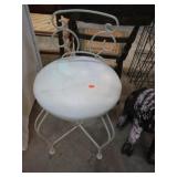 WROUGHT IRON VANITY SEAT