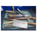 ASSORTED KITCHEN CUTLERY